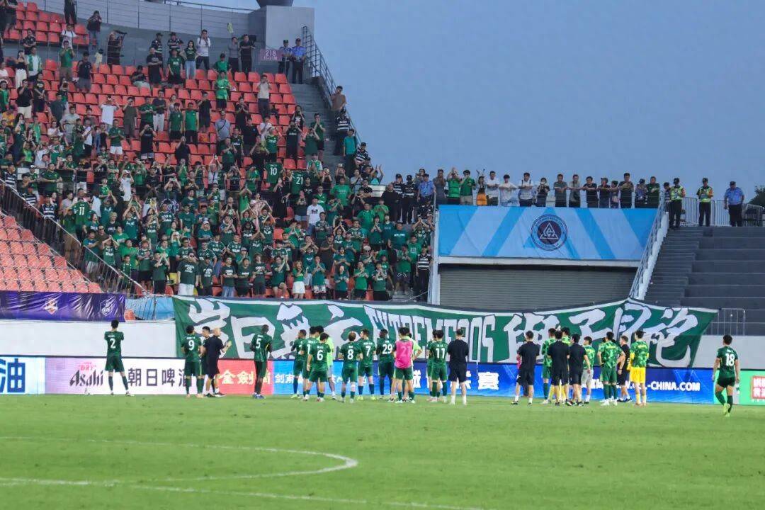 关于国安客场击败泰达2-0,施密特赛后赞队员表现的信息 关于国安客场击败泰达2-0,施密特赛后赞队员表现的信息