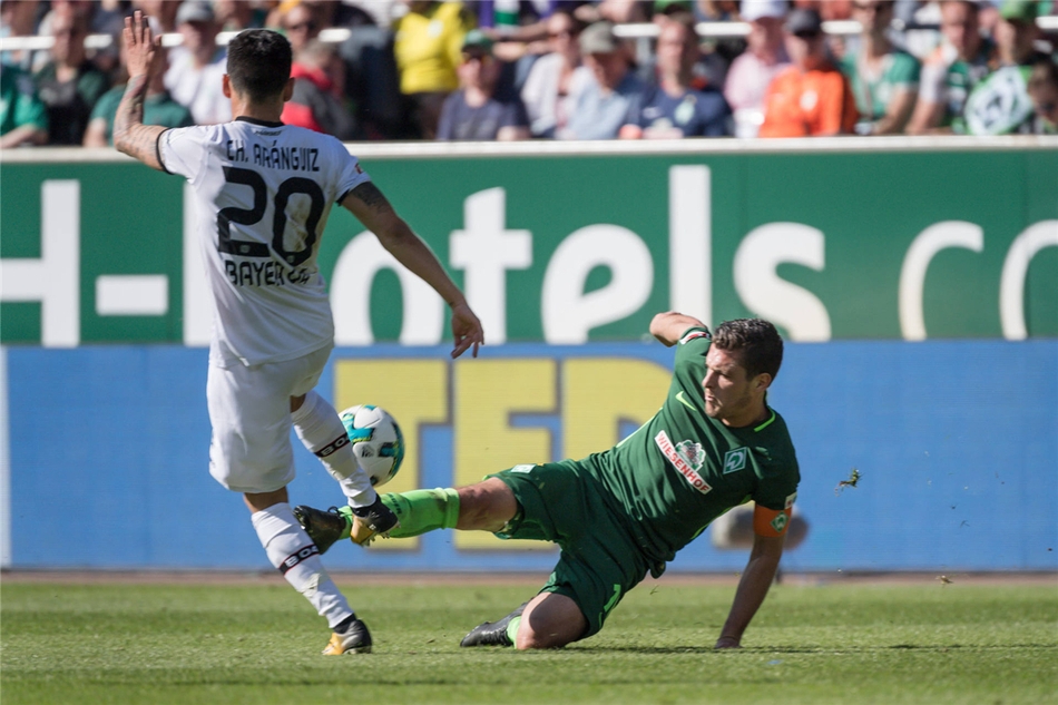 包含不莱梅逼平对手,保持不败纪录的词条 包含不莱梅逼平对手,保持不败纪录的词条